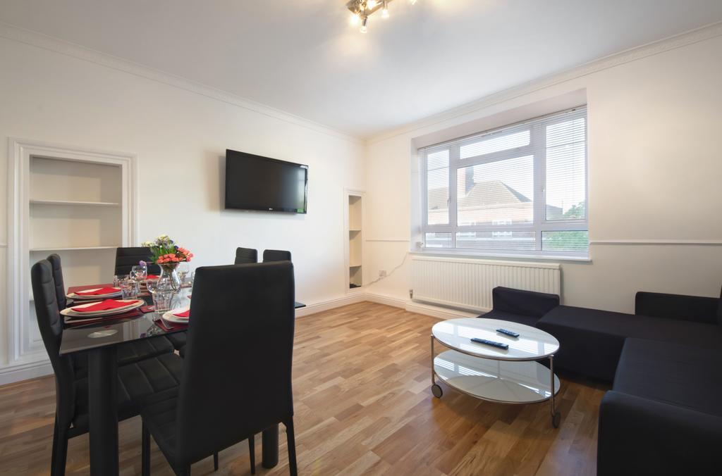 Central London 2 Bedroom Apartment Room photo